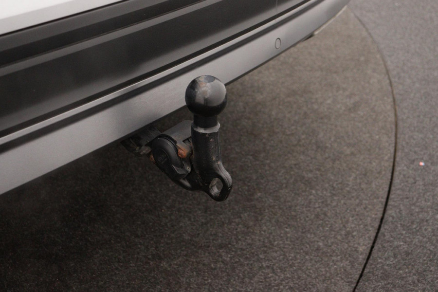 Volkswagen Tiguan Allspace 1.5 TSI Comfortline (PANORAMADAK, NAVI, TREKHAAK WEGKLAPBAAR, CAMERA, STOELVERWARMING,1e EIGENAAR)
