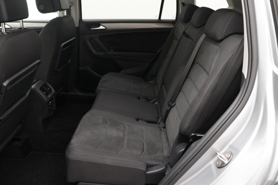 Volkswagen Tiguan Allspace 1.5 TSI Comfortline (PANORAMADAK, NAVI, TREKHAAK WEGKLAPBAAR, CAMERA, STOELVERWARMING,1e EIGENAAR)
