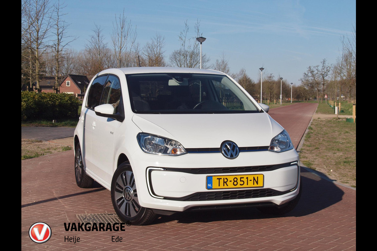 Volkswagen e-Up! e-up! | Automaat | Bluetooth | 15-inch | NL-auto | Volkswagen e-Up! e-up! | Automaat | Bluetooth | 15-inch | NL-auto |