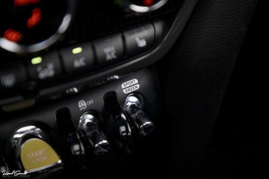 MINI Countryman 2.0 Cooper S E ALL4 Chili | Panorama | Adaptieve cruise | Harman/Kardon | Sfeer verlichting