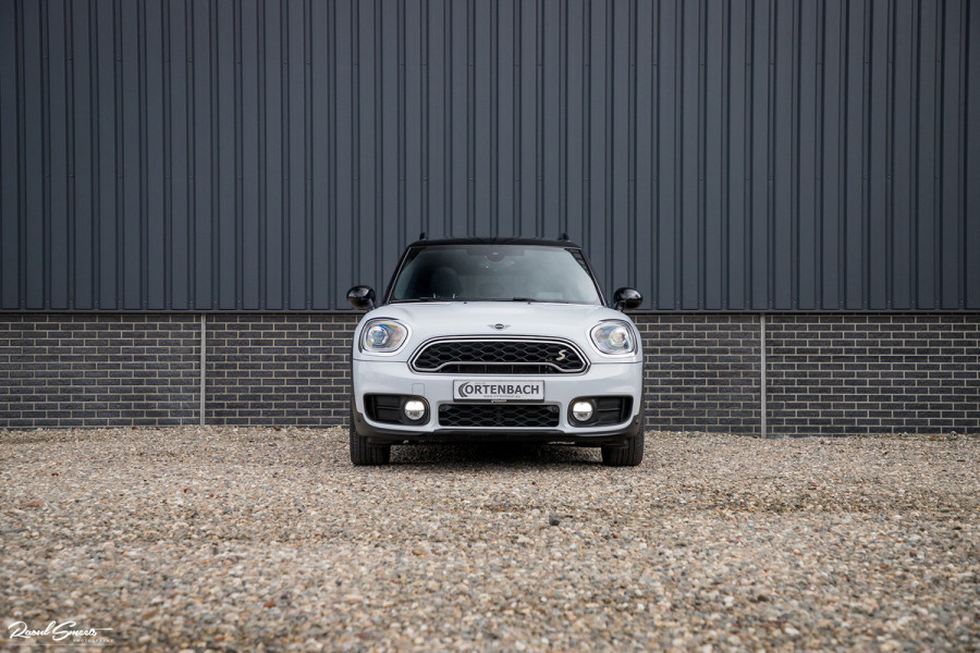 MINI Countryman 2.0 Cooper S E ALL4 Chili | Panorama | Adaptieve cruise | Harman/Kardon | Sfeer verlichting