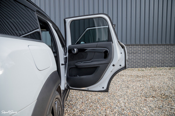 MINI Countryman 2.0 Cooper S E ALL4 Chili | Panorama | Adaptieve cruise | Harman/Kardon | Sfeer verlichting
