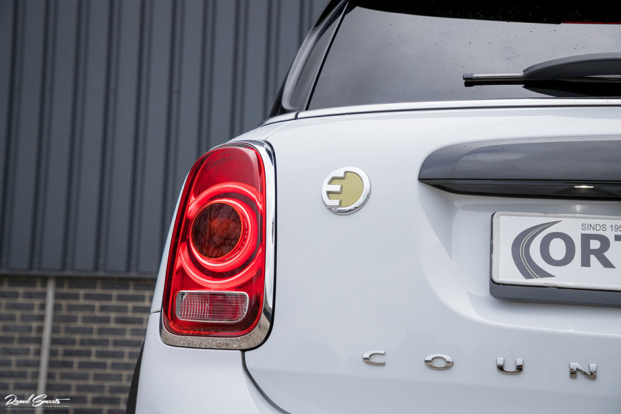 MINI Countryman 2.0 Cooper S E ALL4 Chili | Panorama | Adaptieve cruise | Harman/Kardon | Sfeer verlichting