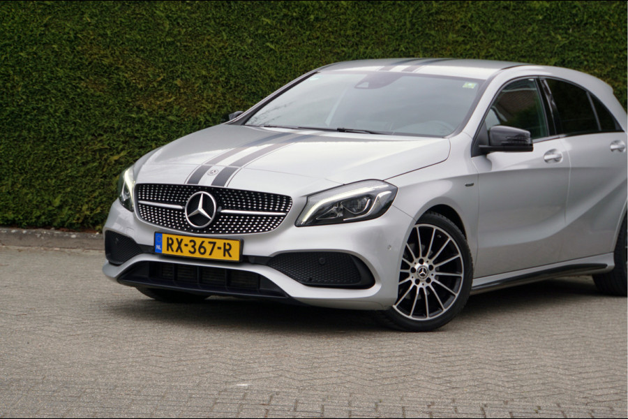 Mercedes-Benz A-Klasse A 180 AMG line WhiteArt Edition Night | Camera Sfeerverlichting Carplay