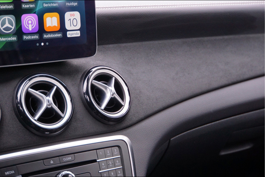 Mercedes-Benz A-Klasse A 180 AMG line WhiteArt Edition Night | Camera Sfeerverlichting Carplay