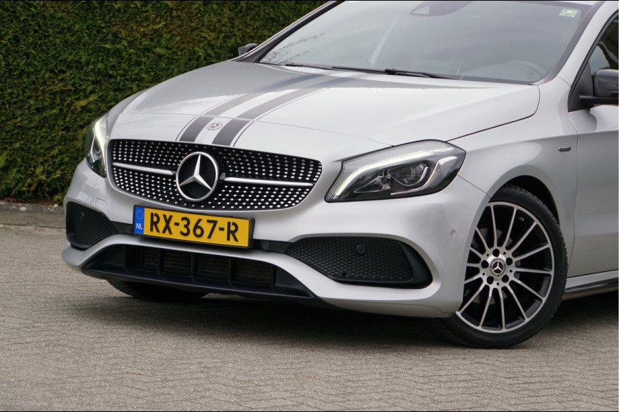 Mercedes-Benz A-Klasse A 180 AMG line WhiteArt Edition Night | Camera Sfeerverlichting Carplay