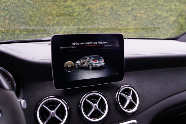 Mercedes-Benz A-Klasse A 180 AMG line WhiteArt Edition Night | Camera Sfeerverlichting Carplay