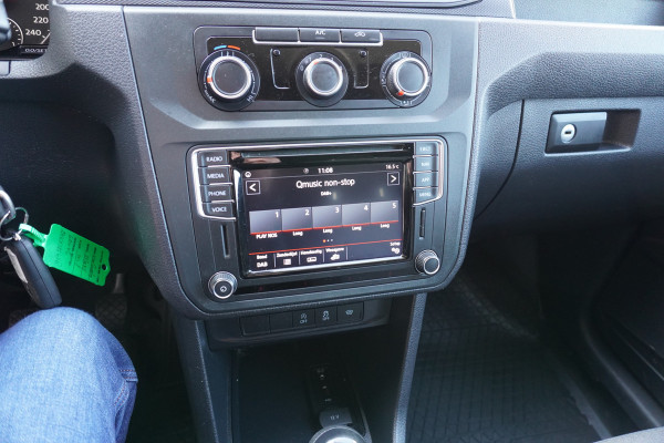 Volkswagen Caddy 2.0 TDI L2H1 BMT Maxi Comfortline Nr. V131 | Airco | Cruise | Navigatie | Laadruimte inrichting