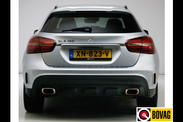 Mercedes-Benz GLA 180 Business Sol. AMG Night Upgrade | Stoelverwarming | Cruise | Elec. klep All season banden, extra getint glas, Led High performance