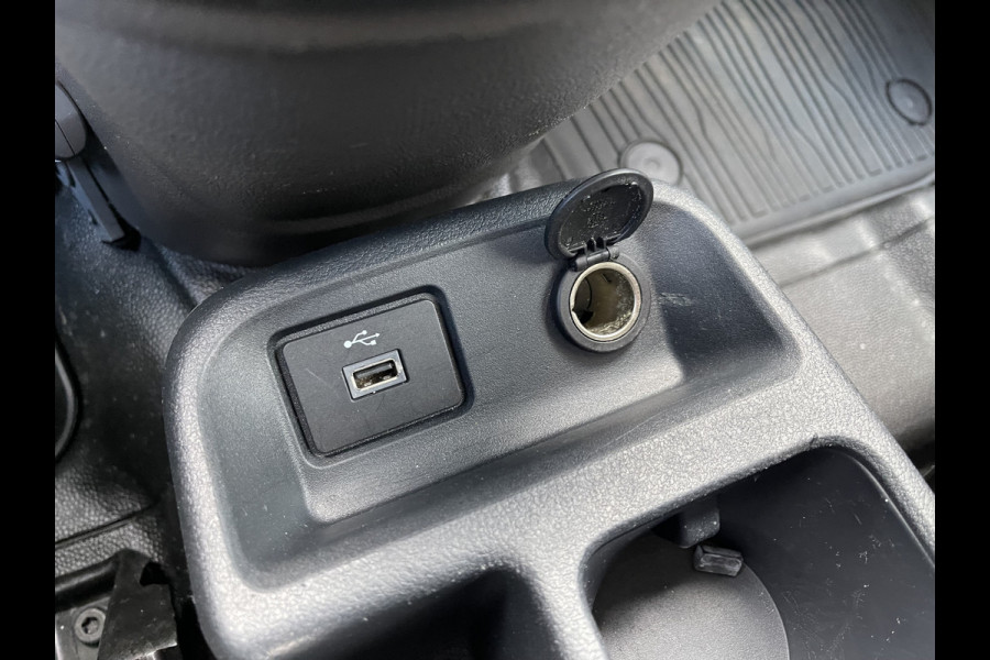 Ford Transit Connect 1.5 EcoBlue L1 Trend / vaste prijs rijklaar € 13.950 ex btw / lease vanaf € 274 / airco / cruise control / parkeersensoren voor en achter !