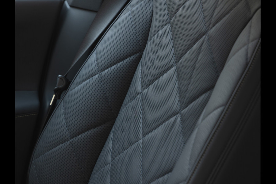 BMW iX M60 - Pano - Bowers & Wilkins - Trekhaak - Stoelventilatie