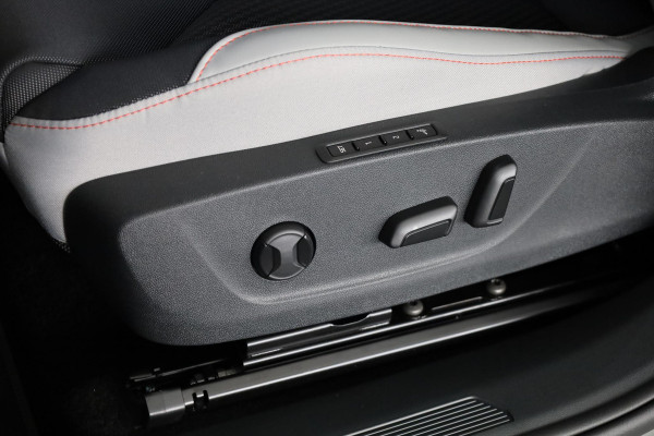 Škoda Elroq 85 Business Edition 286pk | Business Upgrade Advanced | Trekhaak | Warmtepomp | Winterpakket | 21 inch