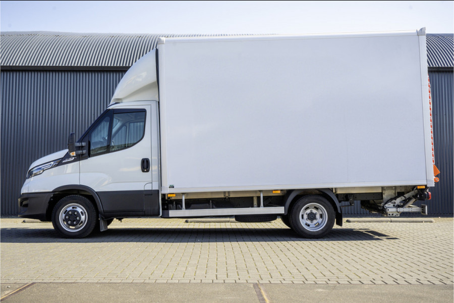 Iveco Daily 40C18 | Bakwagen met laadklep | 180PK | Automaat | Fabrieksgarantie | Navi | Camera | Climate | Cruise | Euro 6