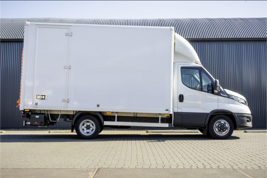 Iveco Daily 40C18 | Bakwagen met laadklep | 180PK | Automaat | Fabrieksgarantie | Navi | Camera | Climate | Cruise | Euro 6