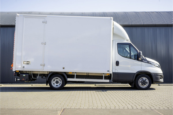 Iveco Daily 40C18 | Bakwagen met laadklep | 180PK | Automaat | Fabrieksgarantie | Navi | Camera | Climate | Cruise | Euro 6