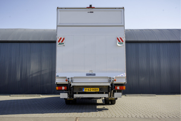 Iveco Daily 40C18 | Bakwagen met laadklep | 180PK | Automaat | Fabrieksgarantie | Navi | Camera | Climate | Cruise | Euro 6