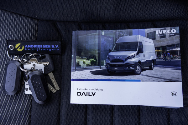 Iveco Daily 40C18 | Bakwagen met laadklep | 180PK | Automaat | Fabrieksgarantie | Navi | Camera | Climate | Cruise | Euro 6