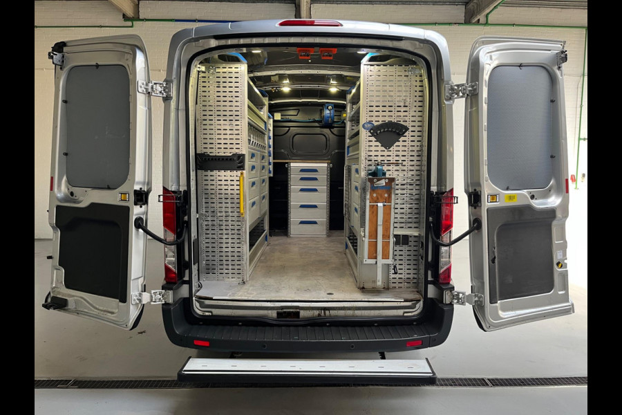 Ford Transit Sortimo inrichting 350 2.0 TDCI 130pk euro6 L2H2 Trend 3Persoons Servicewagen Grijs Metallic RIJKLAARPRIJS!