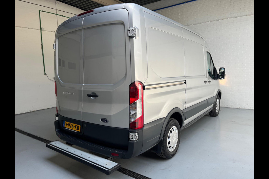 Ford Transit Sortimo inrichting 350 2.0 TDCI 130pk euro6 L2H2 Trend 3Persoons Servicewagen Grijs Metallic RIJKLAARPRIJS!