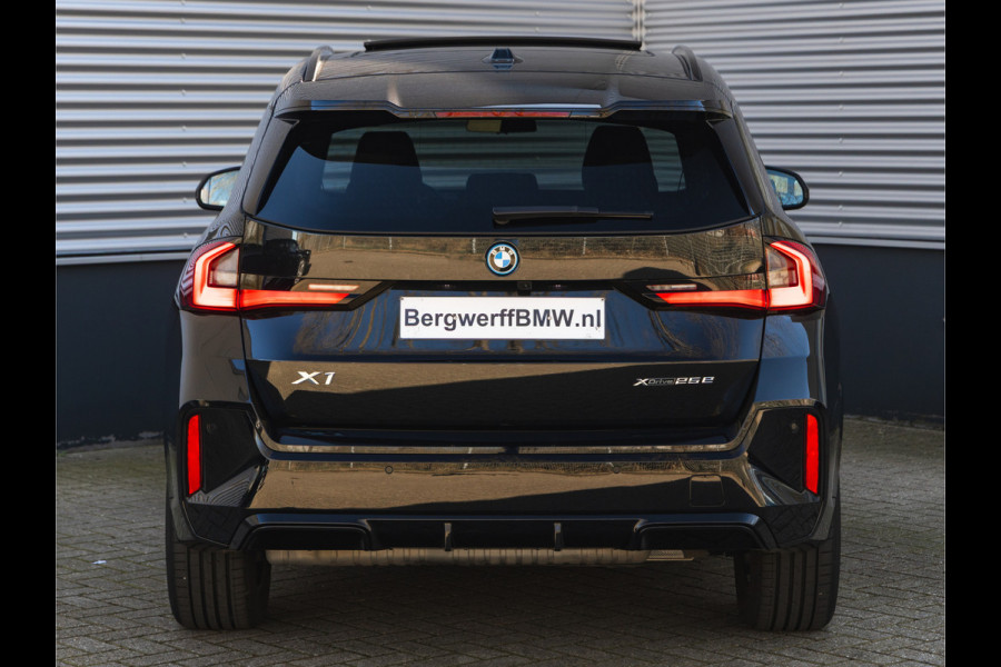 BMW X1 xDrive25e M-Sport - Pano - Driving Ass Plus - Stoelverwarming