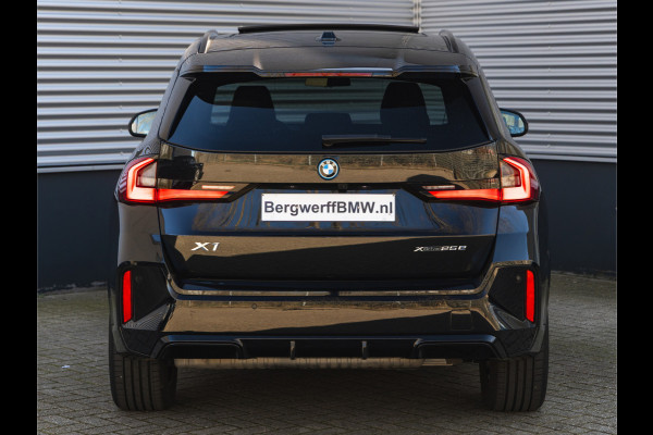 BMW X1 xDrive25e M-Sport - Pano - Driving Ass Plus - Stoelverwarming