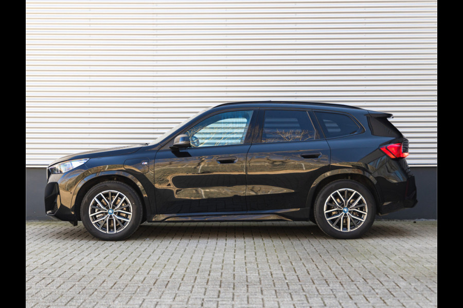 BMW X1 xDrive25e M-Sport - Pano - Driving Ass Plus - Stoelverwarming