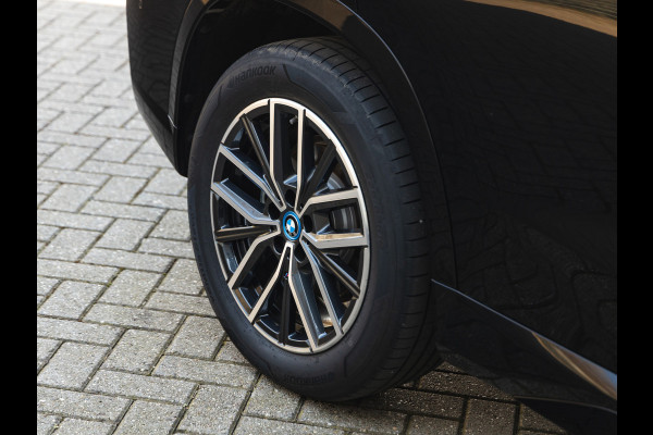 BMW X1 xDrive25e M-Sport - Pano - Driving Ass Plus - Stoelverwarming