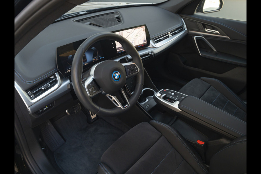 BMW X1 xDrive25e M-Sport - Pano - Driving Ass Plus - Stoelverwarming