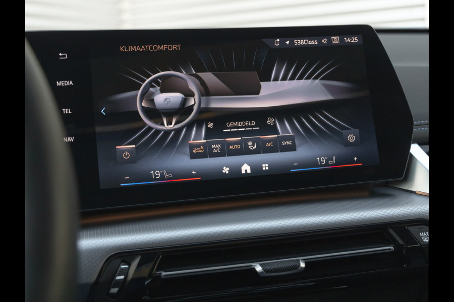 BMW X1 xDrive25e M-Sport - Pano - Driving Ass Plus - Stoelverwarming