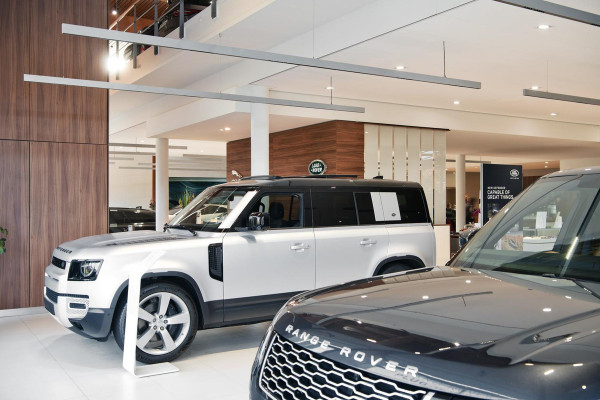 Land Rover Range Rover P460e HSE PHEV | Towing Pack | Panoramadak | 22'' Velgen