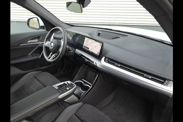 BMW X1 xDrive25e M-Sport - Trekhaak - Driving Ass Plus - Stoelverwarming