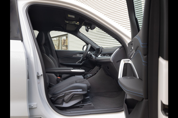 BMW X1 xDrive25e M-Sport - Trekhaak - Driving Ass Plus - Stoelverwarming
