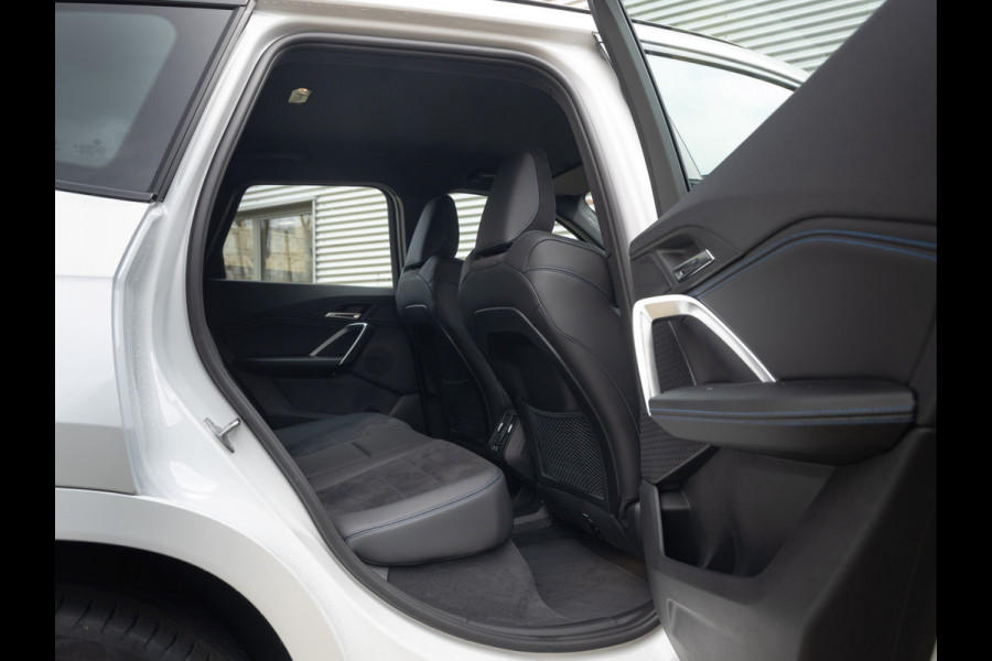 BMW X1 xDrive25e M-Sport - Trekhaak - Driving Ass Plus - Stoelverwarming