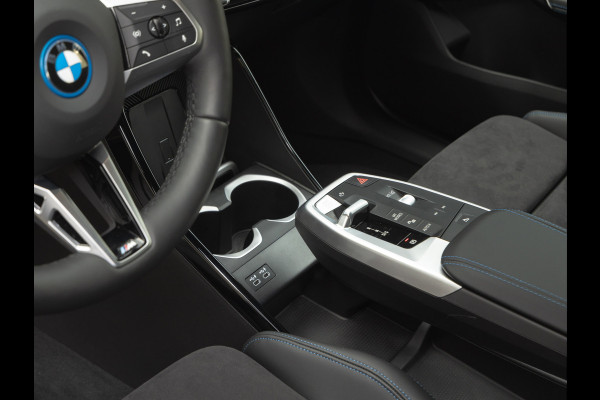 BMW X1 xDrive25e M-Sport - Trekhaak - Driving Ass Plus - Stoelverwarming