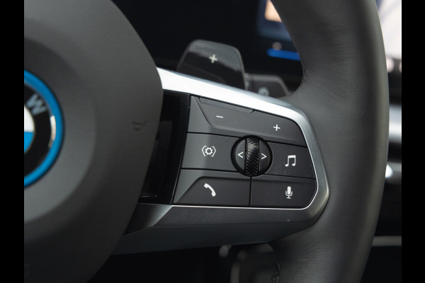 BMW X1 xDrive25e M-Sport - Trekhaak - Driving Ass Plus - Stoelverwarming