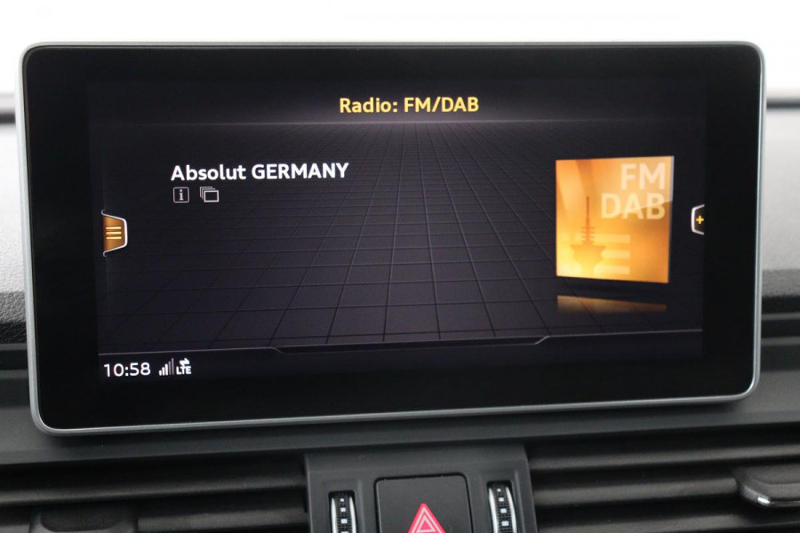Audi Q5 50 TFSIe quattro S edition | Panoramadak | Trekhaak | Adaptive cruise | Massage | Luchtvering | Camera | Stoelverwarming | Carplay | Half leder | Virtual Cockpit | Audi Exclusive Lak