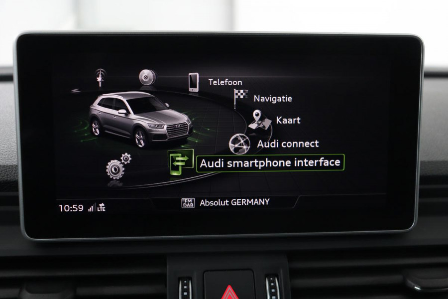 Audi Q5 50 TFSIe quattro S edition | Panoramadak | Trekhaak | Adaptive cruise | Massage | Luchtvering | Camera | Stoelverwarming | Carplay | Half leder | Virtual Cockpit | Audi Exclusive Lak