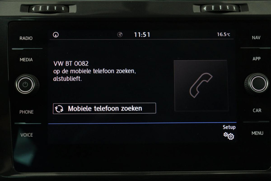 Volkswagen Golf 1.6 TDI Comfortline | Trekhaak | Carplay | Adaptive cruise | Navigatie | Climate control | Parkeerhulp | LED | Bluetooth | Regen-/lichtsensor