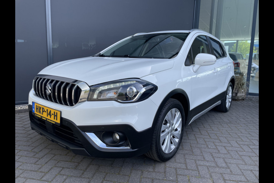 Suzuki S-Cross 1.0 Boosterjet Exclusive Climate control - Cruise control - Navi - Parkeersensoren V+A - A-uitrijcamera - MFL-stuurwiel - Apple carplay/Android auto - Mistlampen voor- LMV 17"- Ramen E-V+A - Spiegels E-Verstel en ver