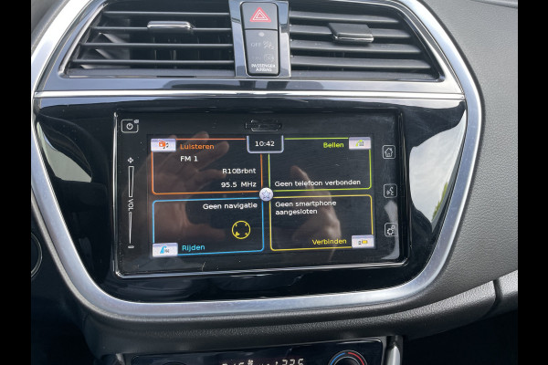 Suzuki S-Cross 1.0 Boosterjet Exclusive Climate control - Cruise control - Navi - Parkeersensoren V+A - A-uitrijcamera - MFL-stuurwiel - Apple carplay/Android auto - Mistlampen voor- LMV 17"- Ramen E-V+A - Spiegels E-Verstel en ver