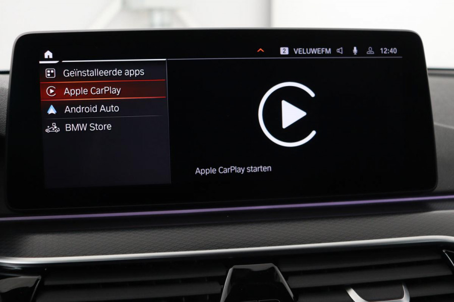 BMW 5 Serie 530i M Sport | Panoramadak | Adaptive cruise | Stoel & stuurverwarming | Head-Up | Trekhaak | Laserlight | Sfeerverlichting | Carplay | Nappaleder | Navigatie | Memory | Camera | Live Cockpit