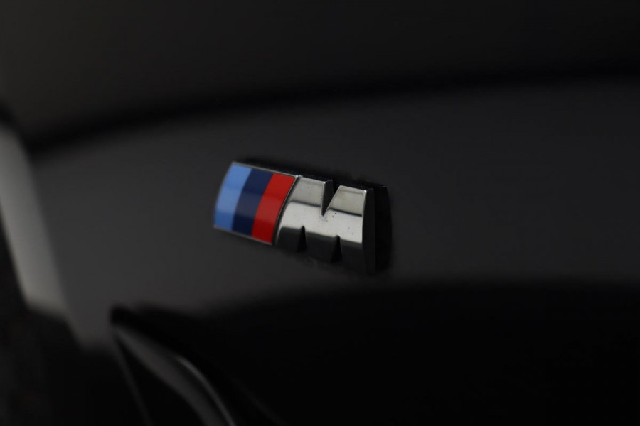 BMW 5 Serie 530i M Sport | Panoramadak | Adaptive cruise | Stoel & stuurverwarming | Head-Up | Trekhaak | Laserlight | Sfeerverlichting | Carplay | Nappaleder | Navigatie | Memory | Camera | Live Cockpit