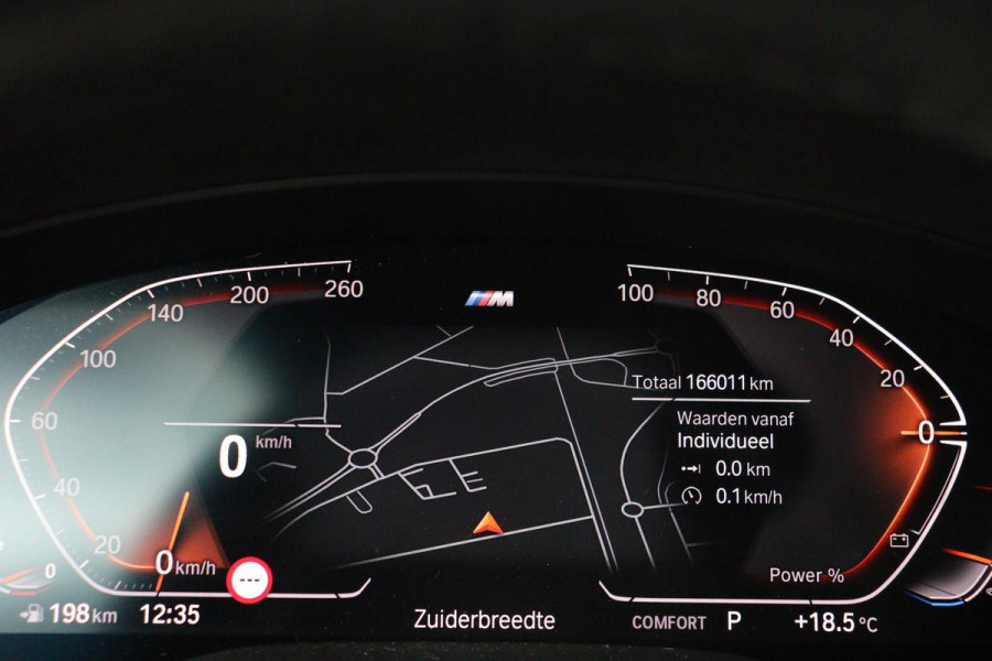BMW 5 Serie 530i M Sport | Panoramadak | Adaptive cruise | Stoel & stuurverwarming | Head-Up | Trekhaak | Laserlight | Sfeerverlichting | Carplay | Nappaleder | Navigatie | Memory | Camera | Live Cockpit