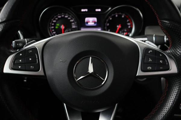 Mercedes-Benz CLA-Klasse Shooting Brake 180 AMG | Panoramadak | Carplay | Stoelverwarming | Camera | Leder/Alcantara | Full LED | Navigatie | Park Assist | Cruise control