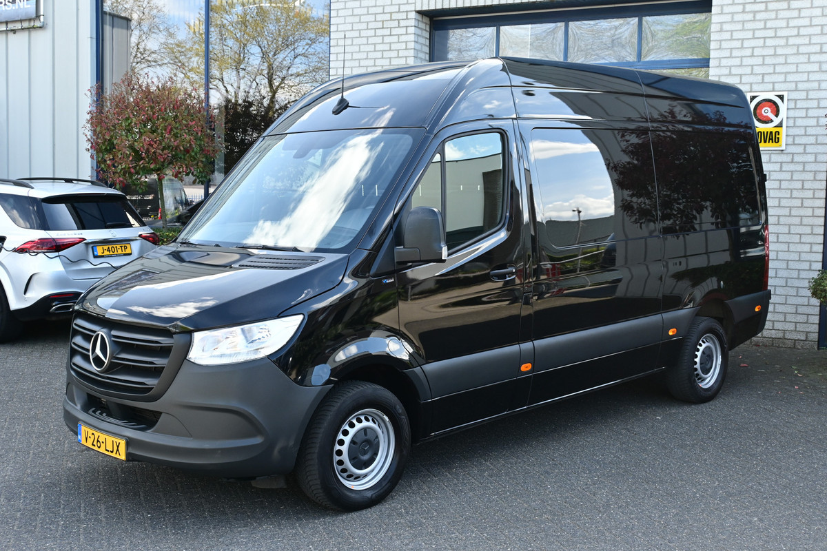 Mercedes-Benz Sprinter 317 CDI L2H2 3500 KG trekhaak, Navigatie met camera Mercedes-Benz Sprinter 317 CDI L2H2 3500 KG trekhaak, Navigatie met camera