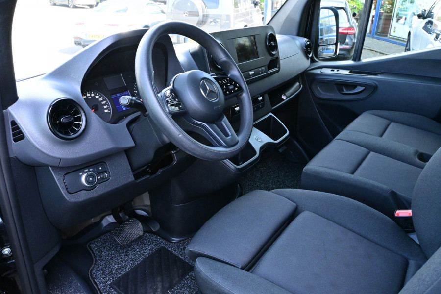 Mercedes-Benz Sprinter 317 CDI L2H2 3500 KG trekhaak, Navigatie met camera