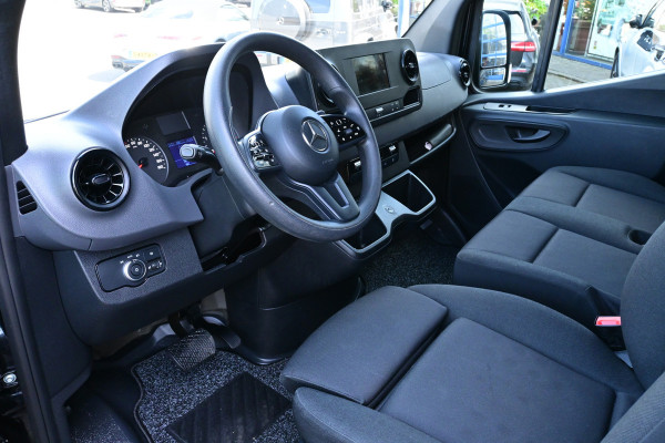 Mercedes-Benz Sprinter 317 CDI L2H2 3500 KG trekhaak, Navigatie met camera