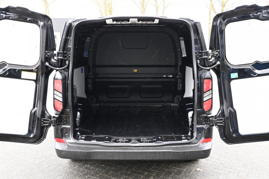 Ford Transit Custom Trend 320L DC L2 2.0 TDCI 150 pk LED, ACC, 2 Schuifdeuren, Navigatie, Camera