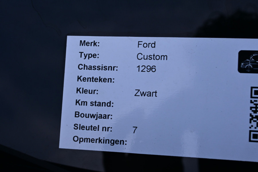 Ford Transit Custom Trend 320L DC L2 2.0 TDCI 150 pk LED, ACC, 2 Schuifdeuren, Navigatie, Camera