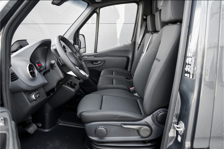 Mercedes-Benz Sprinter 319 1.9 CDI L2H2 RWD Distronic Camera LED Navi Trekhaak 3.5T